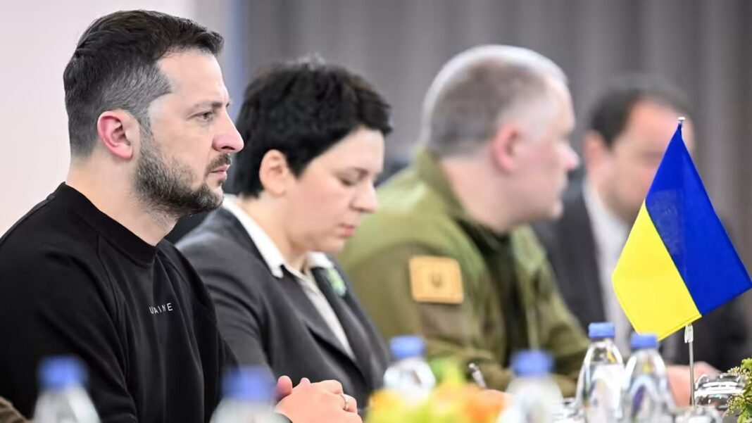 Zelenskyy Showcases Diplomatic Skills with Master Class at G-7
