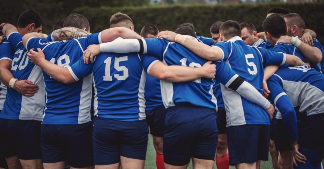 The Role of Teamwork in Sports: Building Cohesion and Collaboration for Success